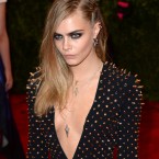 Kiểu tóc tết đẹp theo phong cách của sao